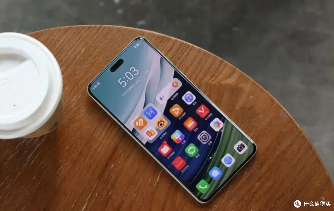 苹果怎么了?iPhone销量狂跌30%，华为却有两款手机逆势上涨！