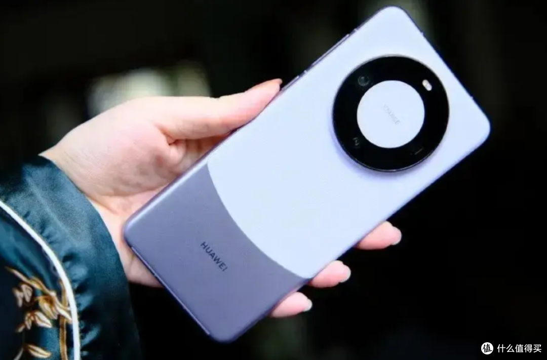苹果怎么了?iPhone销量狂跌30%，华为却有两款手机逆势上涨！