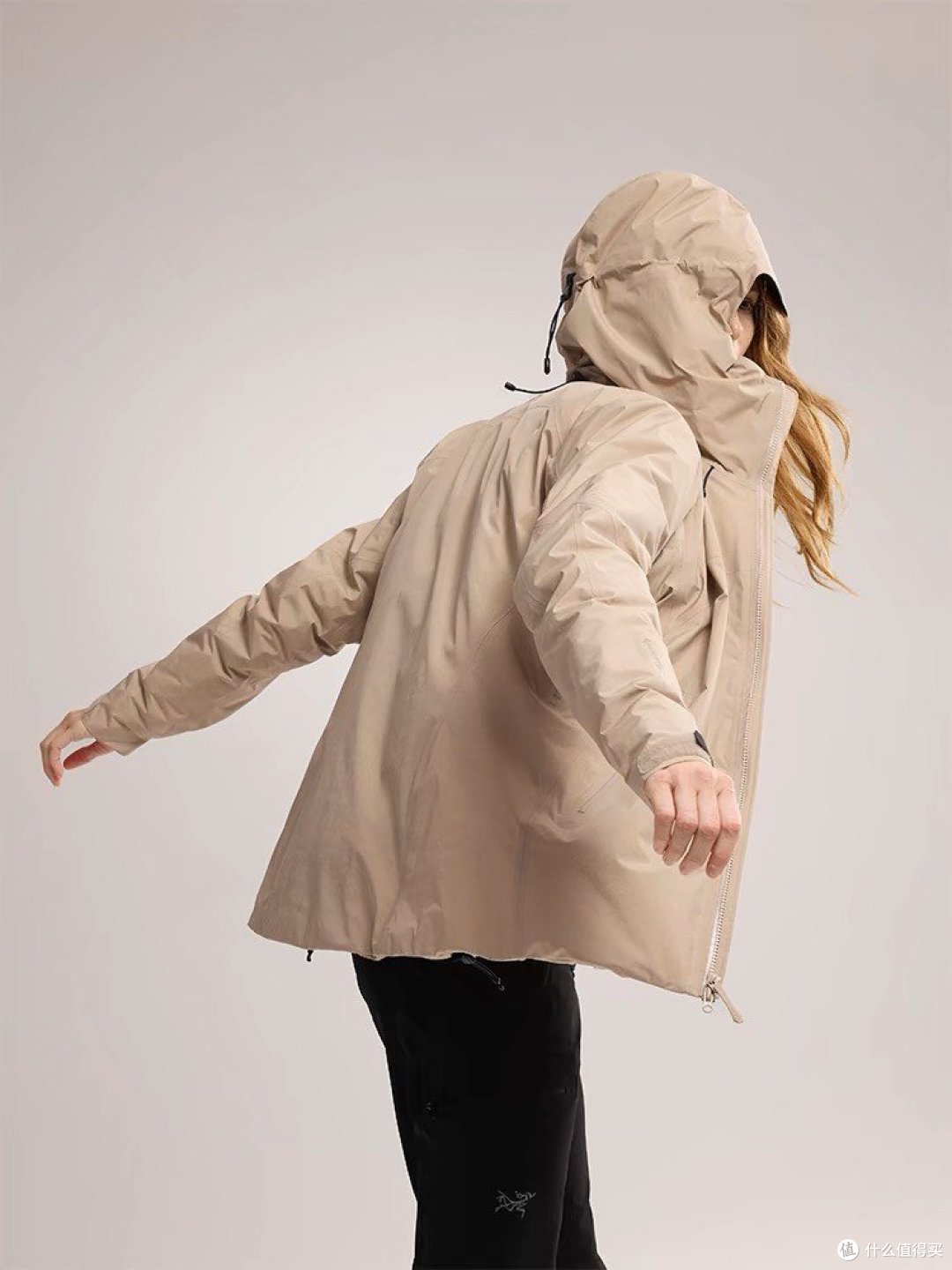 始祖鸟BETA INSULATED JACKET W 女子保暖棉服:御寒保暖与时尚科技的完美结合