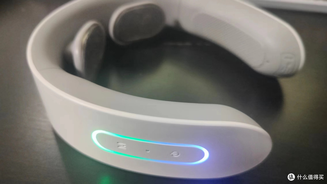 低头族专供:网易严选颈椎按摩器