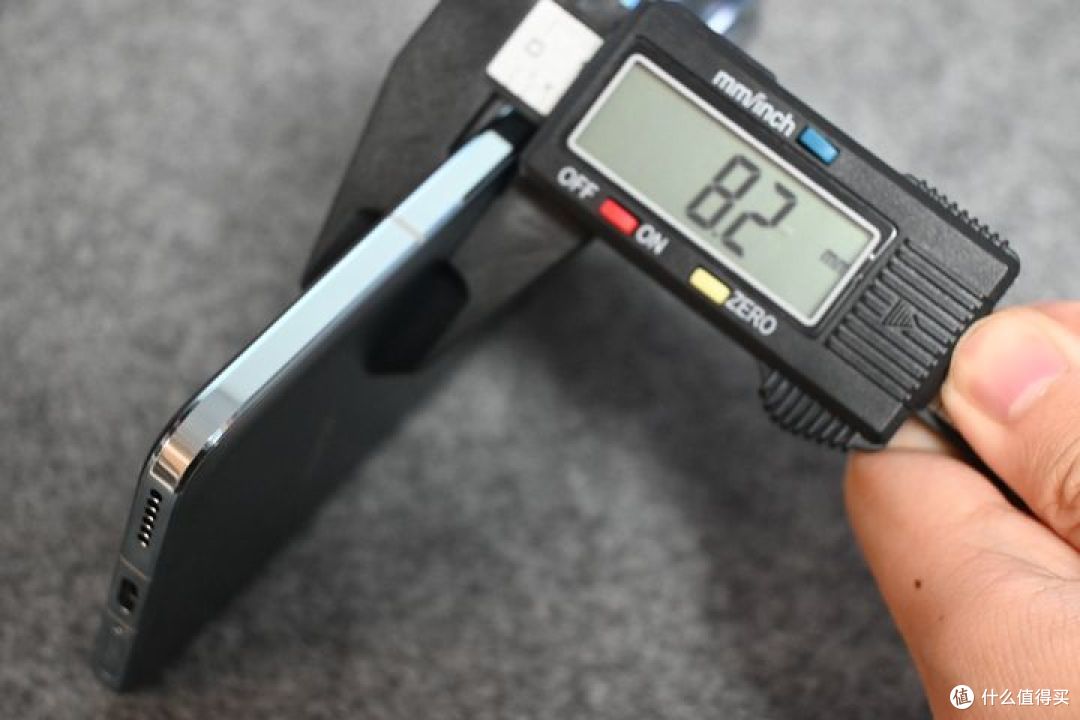 1 月 11 日发布的荣耀 Magic6 系列手机是否值得购买,Magic 6 海湖青配色一周使用体验分享
