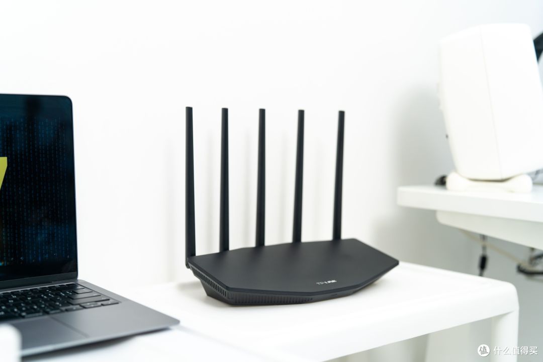 全屋Wi-Fi 7平价搭建首选!2.5G口、5100Mbps无线双频、Mesh组网、IPTV,分享TP-LINK BE5100配网与使用