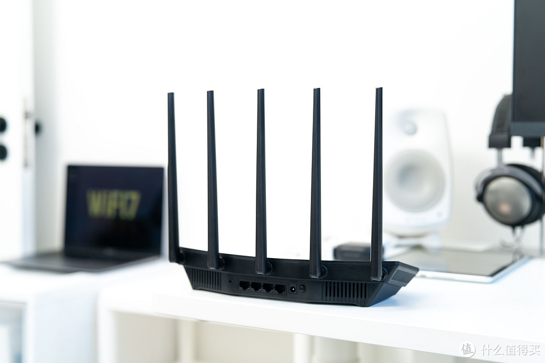 全屋Wi-Fi 7平价搭建首选！2.5G口、5100Mbps无线双频、Mesh组网、IPTV，分享TP-LINK BE5100配网与使用