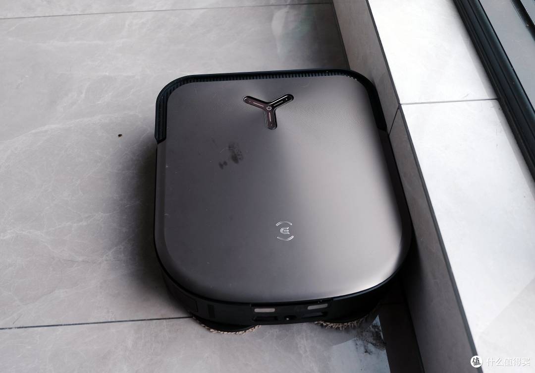 “毛孩”家庭如何做好家务卫生?科沃斯地宝X2 PRO帮大忙