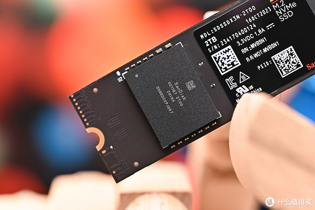 高效工作流可靠伙伴——闪迪至尊超极速 M.2 NVMe SSD 2TB 开箱体验