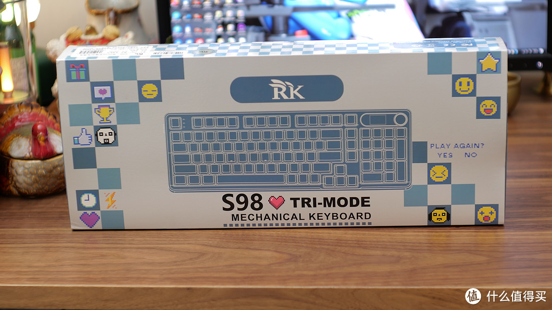 一把将堆料用到极致的性价比机械键盘，在经典中不失新意，RK S98一把没有短板的三模机械键盘