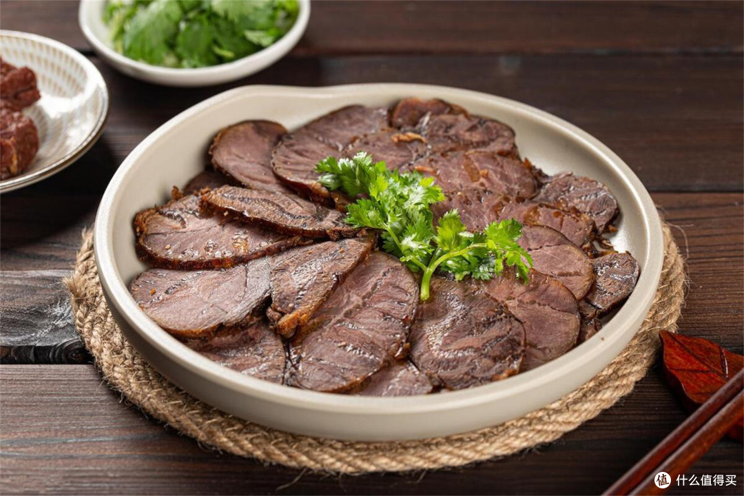 年货买牛肉,选牛腿肉还是牛肋条?牢记“3不买”,差别太大了!