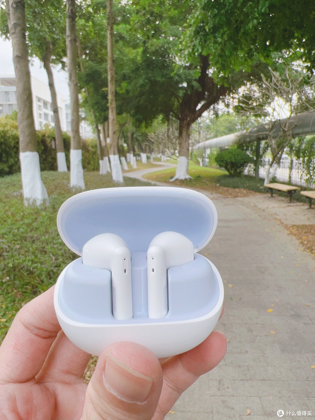 不是AirPods买不起,而是灵野T2更有性价比!