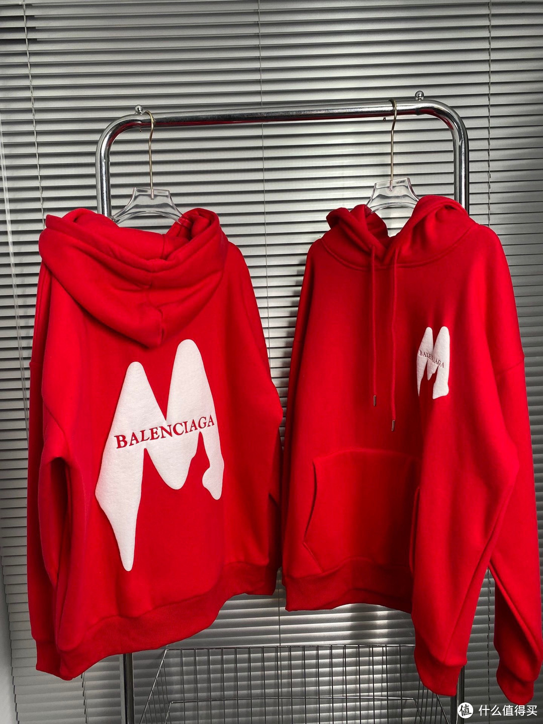 【特惠商品】抢购Balenciaga巴黎世家 同款22ss气泡🫧冬季新款情侣百搭宽松加绒连帽卫衣 🌟💕