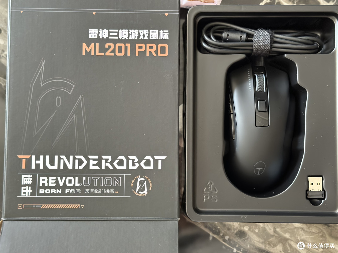 雷神三模游戏鼠标ML201Pro，轻松掌控游戏世界！