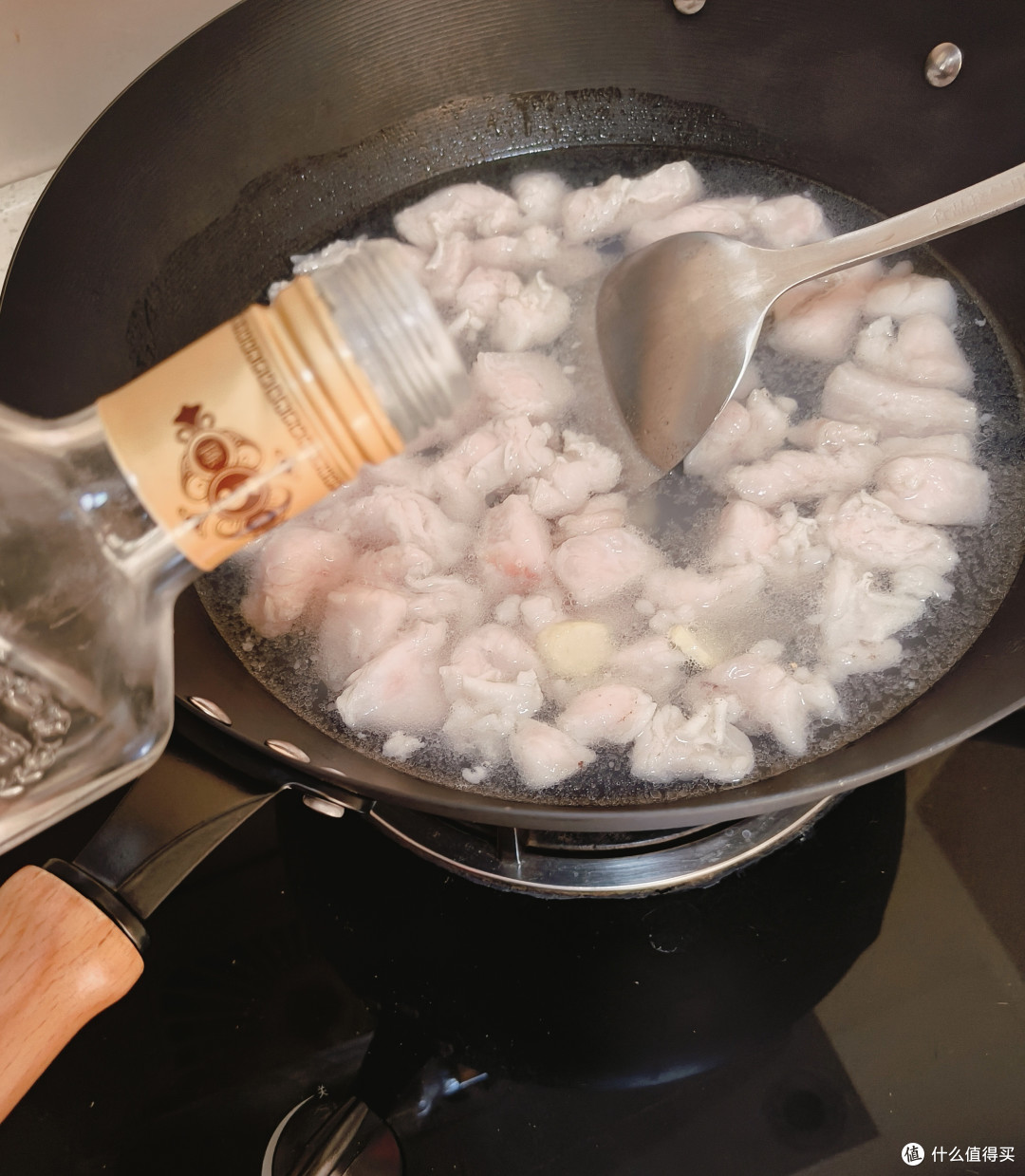 怎样出洁白的猪油