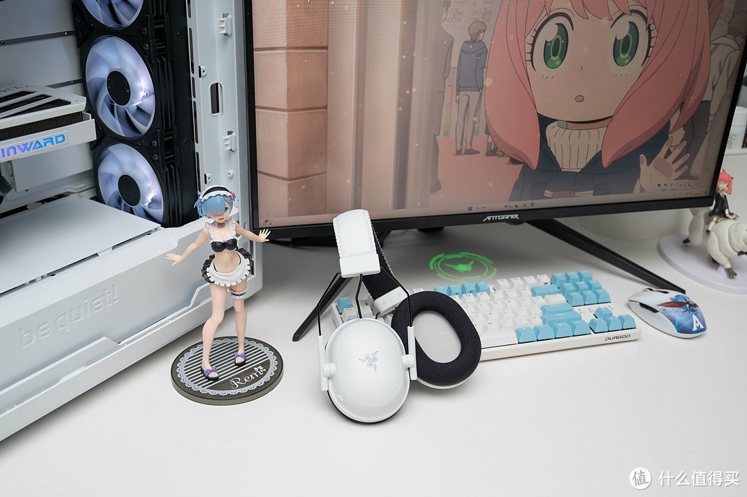 雷蛇黑鲨 V2 Pro 2023来了,耳罩柔软,麦克风全面升级