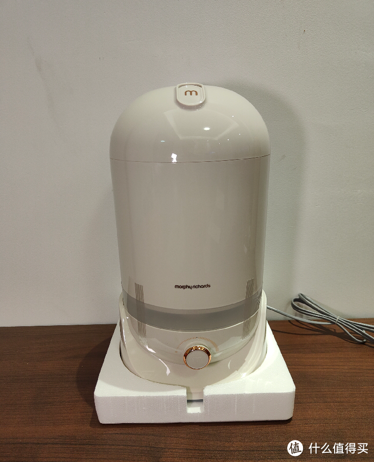 摩飞加湿器":冬日必备神器,让你告别干燥!