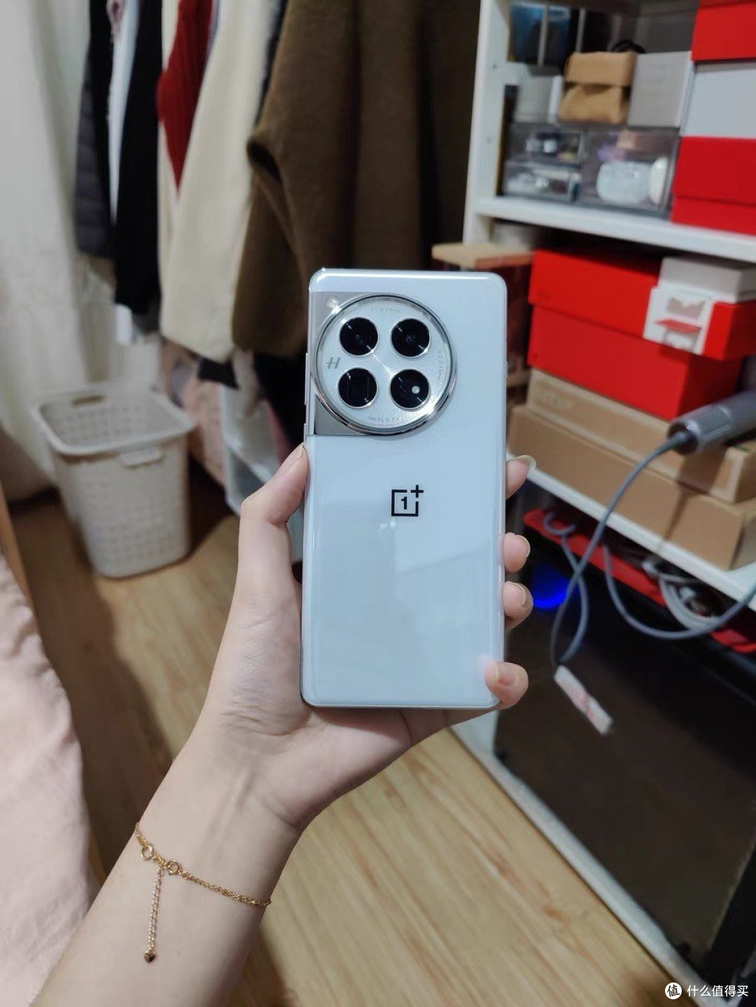 一加12新品发布!5G速度与激情的碰撞