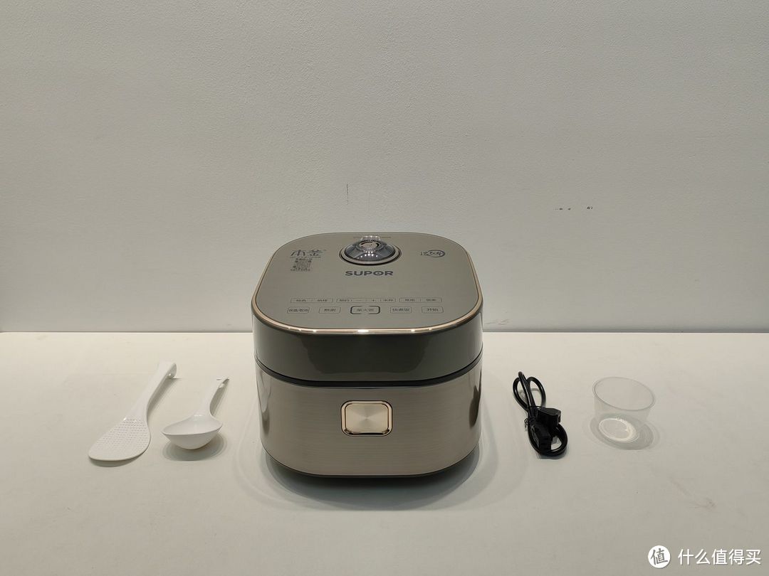 松下远红外真香煲和苏泊尔远红外电饭煲哪个好?松下远红外真香煲VS苏泊尔远红外电饭煲实测来啦!