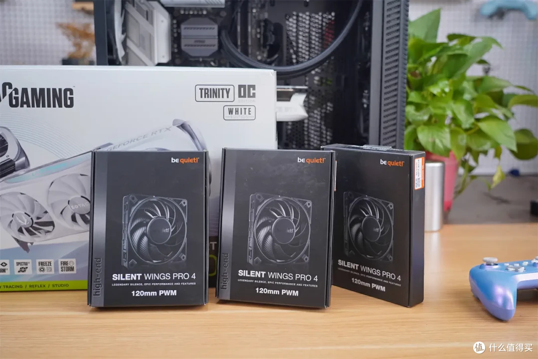 打破常规,引领潮流:索泰 RTX 4070 Ti TRINITY OC 月白的独特设计理念!