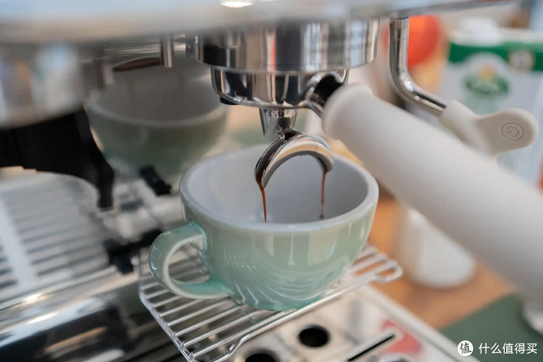轻松打造家庭精致意式咖啡角，一台佩罗奇S1就能帮你搞定所有