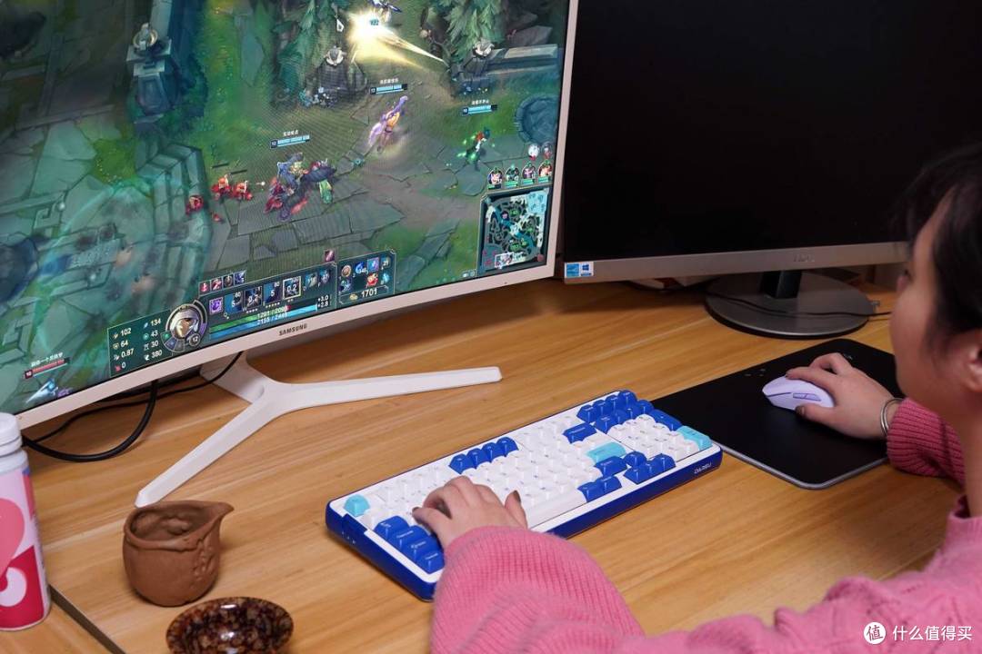 新卷王!大小可选,4K+无线充电,雷柏VT9 Pro&VT9Pro mini游戏鼠标开箱体验