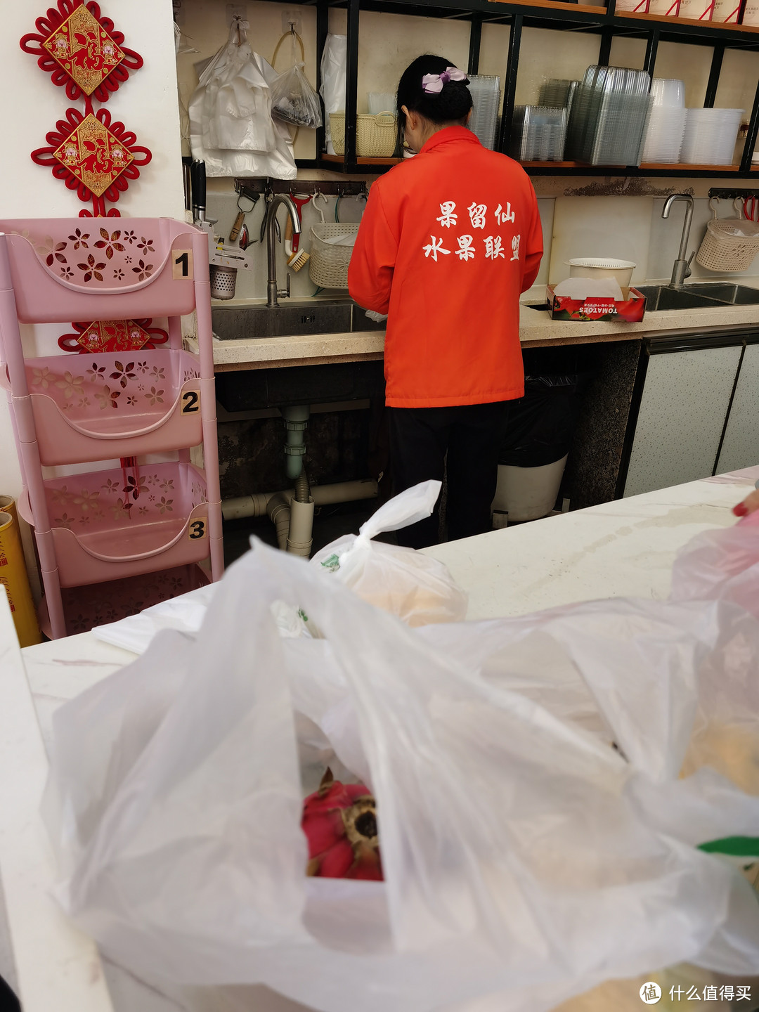 超大双J车厘子，实体店也能买到？