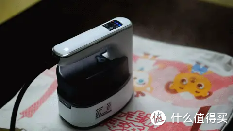 不损伤衣服的整洁专家,宫菱GTO熨烫机测评