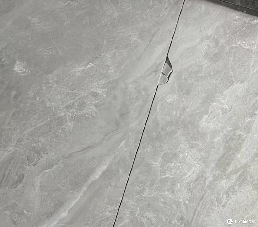 为什么越来越多人不铺瓷砖了？建议学深圳人的做法，美观无甲醛！