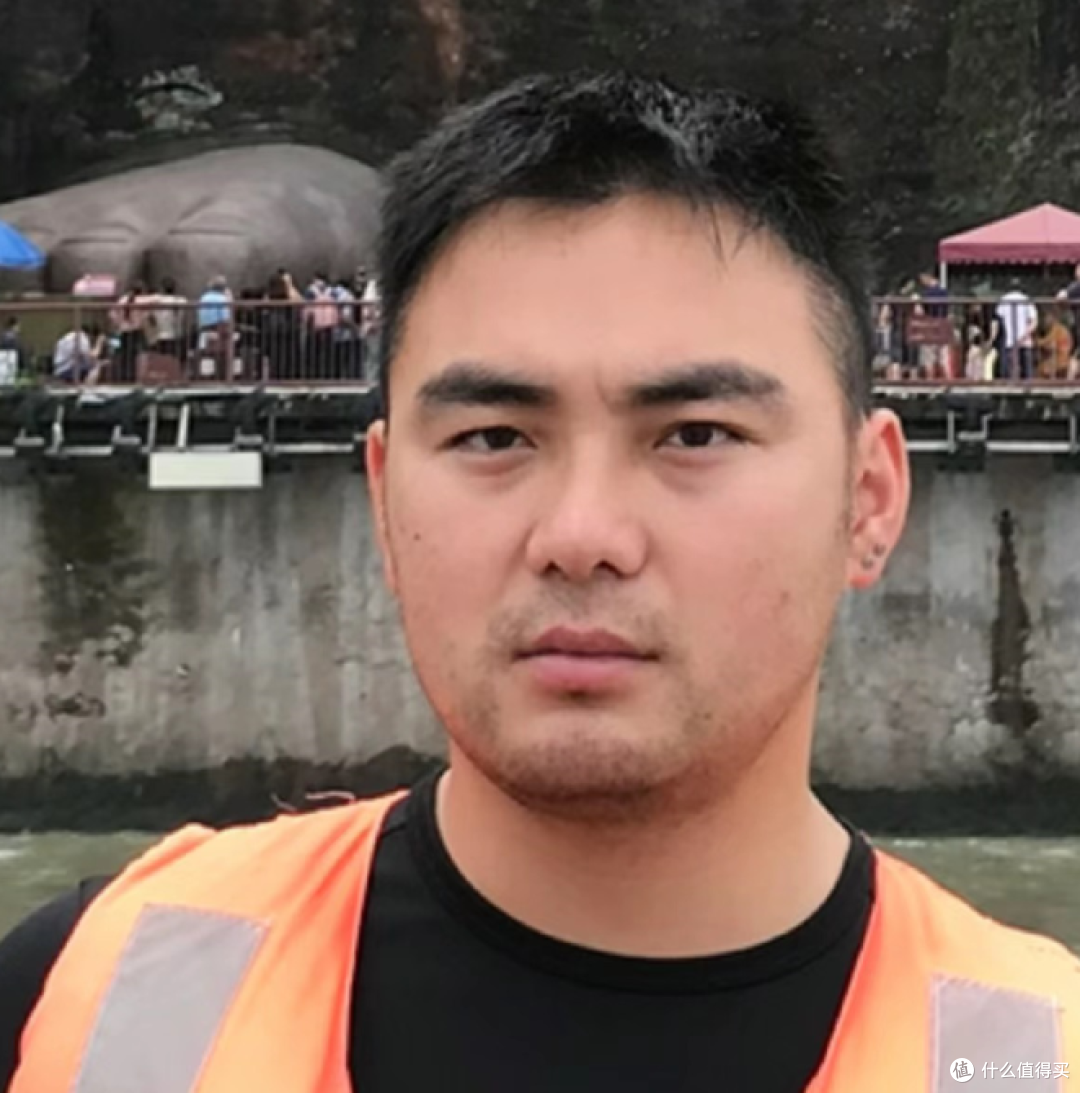 眼袋、法令纹全出来了