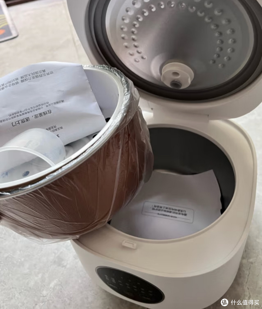 居家焕新指南之美的(Midea)智能电饭煲 3L电饭锅家用商用厨房柴火饭多功能复合内胆