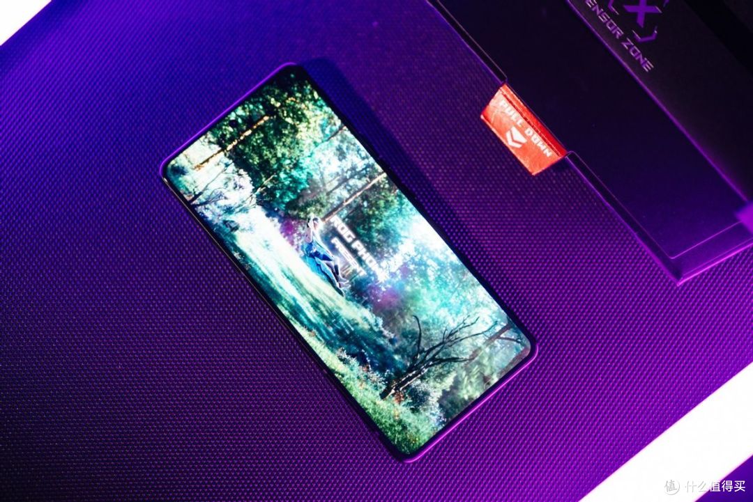 ROG游戏手机8 Pro评测:游戏与摄像一机制霸,全能机目标达成