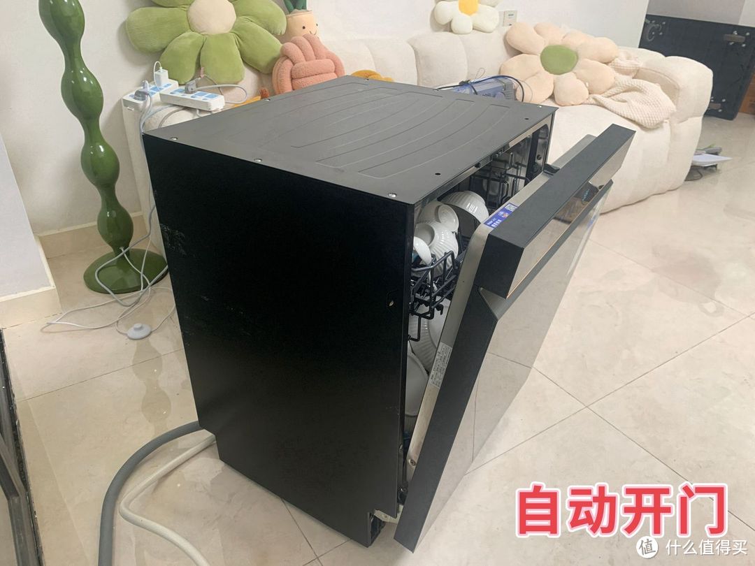 双面精洗，开启洗碗机新时代？海尔晶彩W5000洗碗机深度测评！洗碗黑科技，体验之后真香了