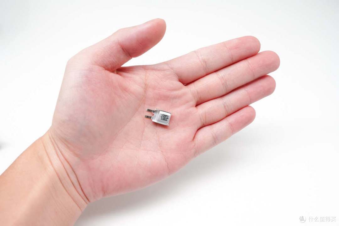 小巧体积、强劲性能的完美结合，金宇宙400911软包电芯评测