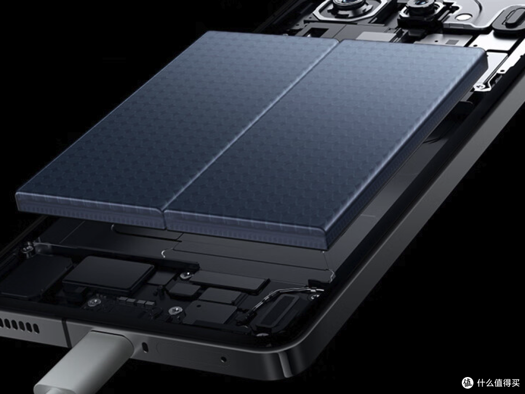12GB+512GB,三主摄+120W+骁龙8Gen3,定价3999元给小米重力一击