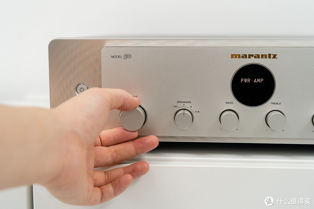 顶级Hi-Fi组合打造梦幻之声，体验声学巨头70年的技术结晶：马兰士Marantz CD 50n播放器+Model 50 功放
