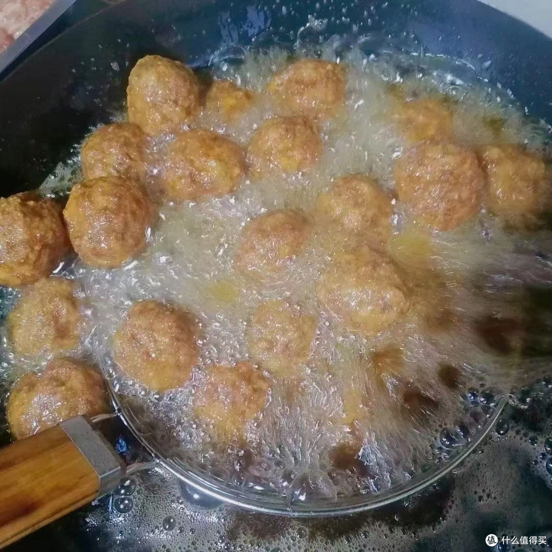 丸子炸起，就知道要过年了！
