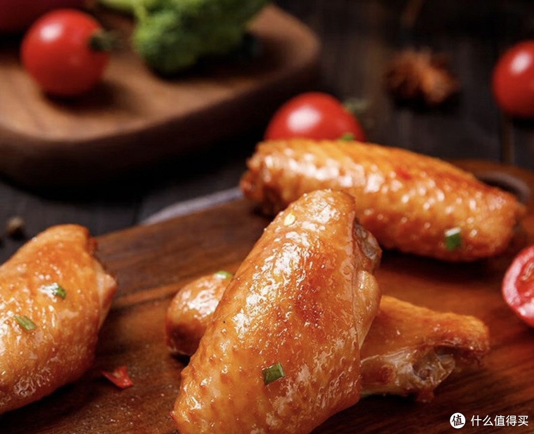 过年下厨好帮手，吃上鲜京采的鸡翅中 1kg冷冻烤鸡翅炸鸡翅，好价格26.63/1KG就知道就要过年了。