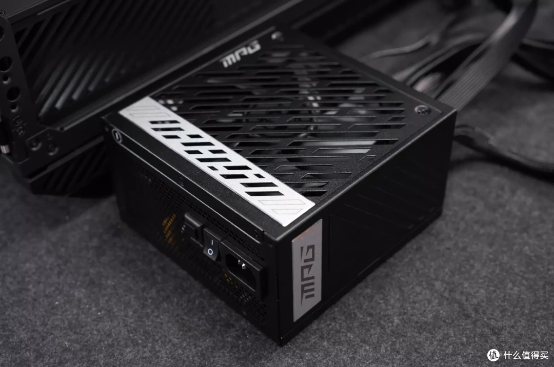 背刺RTX4070,老黄再秀精湛刀法!影驰RTX4070 SUPER星曜OC首测