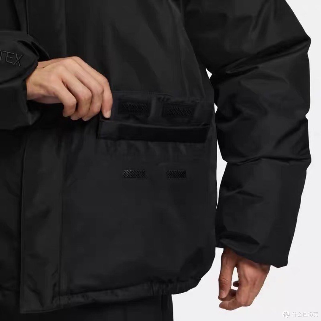 冲锋无畏:Nike Sportswear GORE-TEX Thermore® Ecodown 男子防风防水宽松连帽夹克硬壳冲锋衣