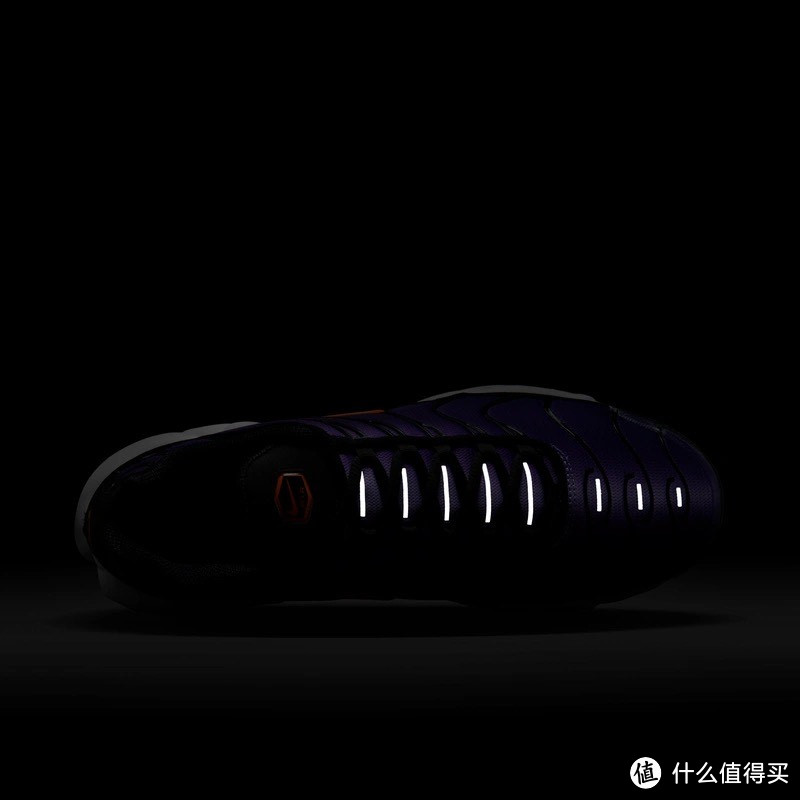 NIKE AIR MAX PLUS OG 男子运动鞋：热力型潮范，燃情90年代