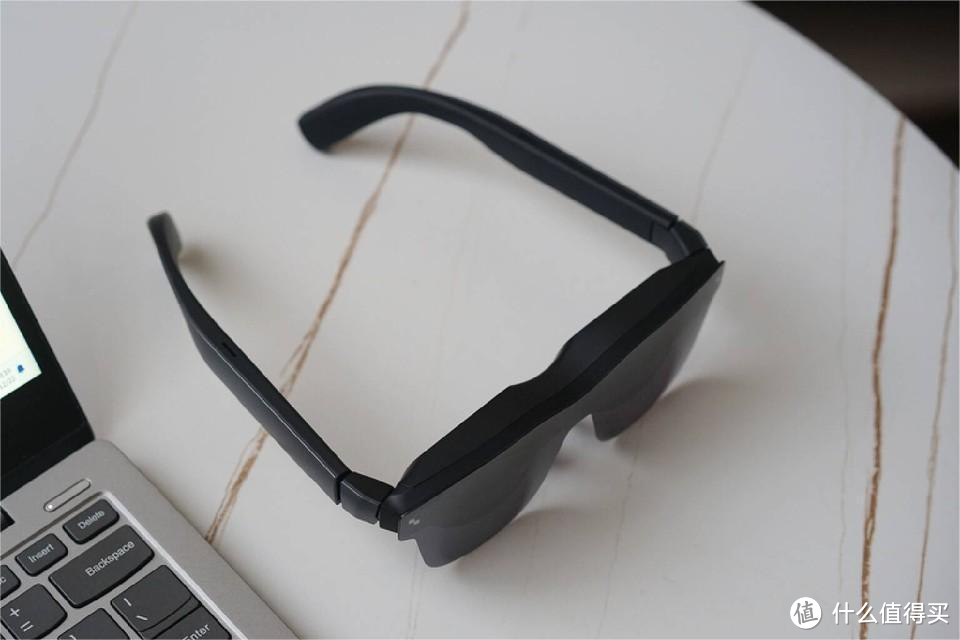雷鸟Air2和XREAL Air2这两款智能AR眼镜，在视觉体验和场景交互方面哪个好？