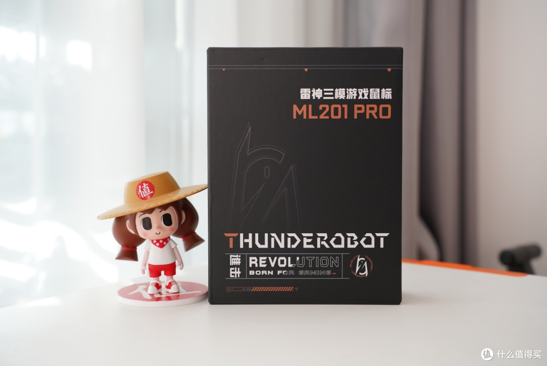 雷神M201Pro电竞鼠标开箱实测!150元左右高性价比3模鼠标·游戏办公多面手·人体工学设计挺舒适~