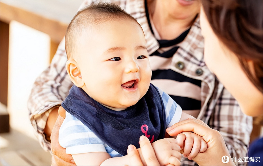 孩子喊“妈妈”、“妈”和“老妈”，仅一字之差，实隐藏着心理变化