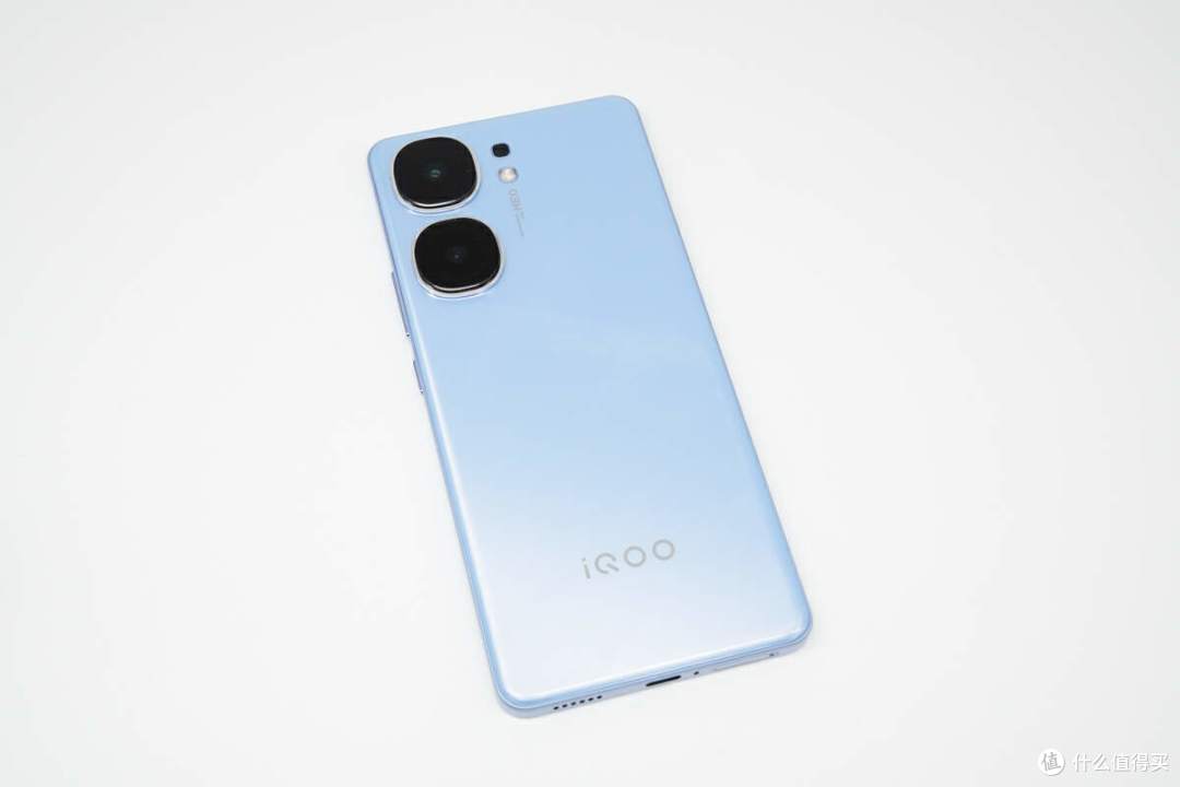 120W+5160mAh 续航顶级体验，iQOO Neo9 Pro 手机原厂充电器满电测试
