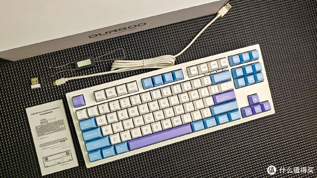 三模机械键盘常见，而奶昔轴不常见，杜伽K100携新轴体亮相