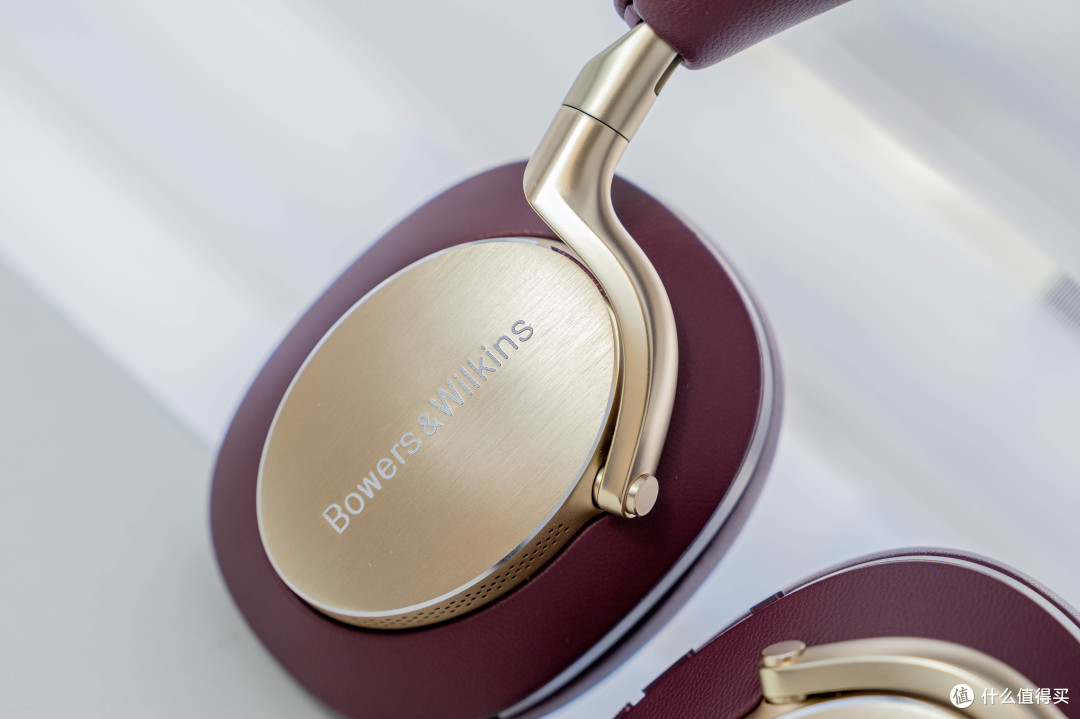 Hi-Fi跟无线不能兼得?丢掉旧思想,开启新一年Bowers & Wilkins Px8如何带来还原级音乐?