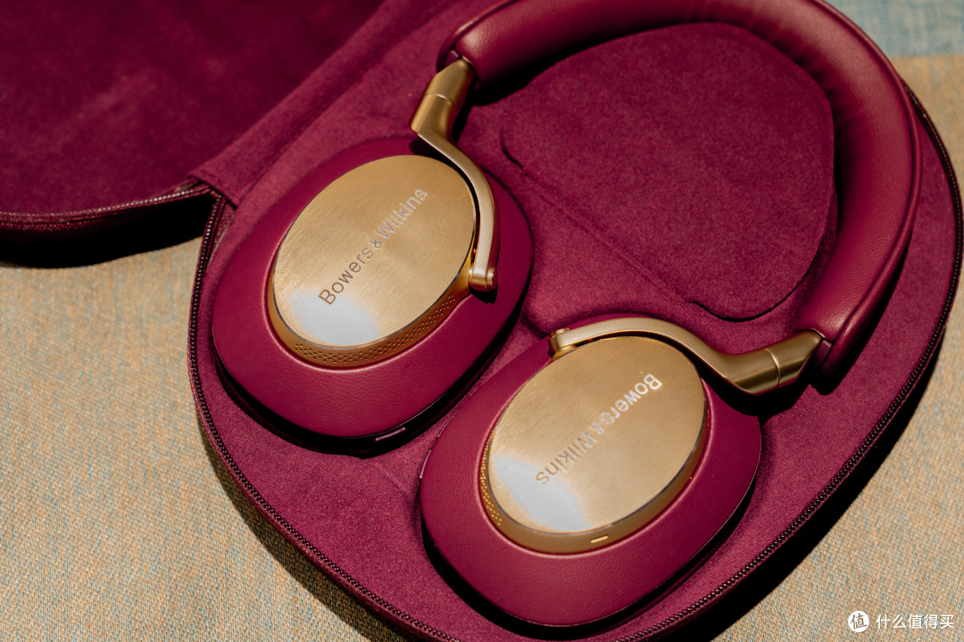Hi-Fi跟无线不能兼得?丢掉旧思想,开启新一年Bowers & Wilkins Px8如何带来还原级音乐?