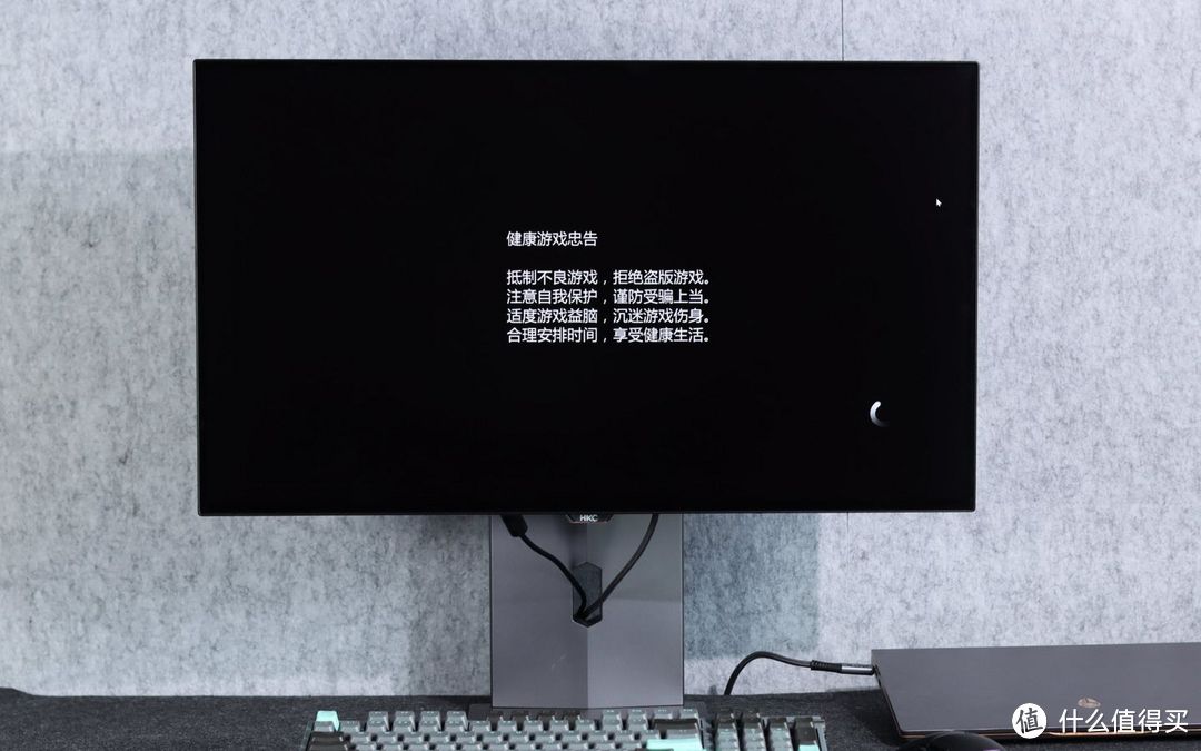 国货电竞游戏显示器内卷典范，国民OLED机皇HKC OG27QK测评！