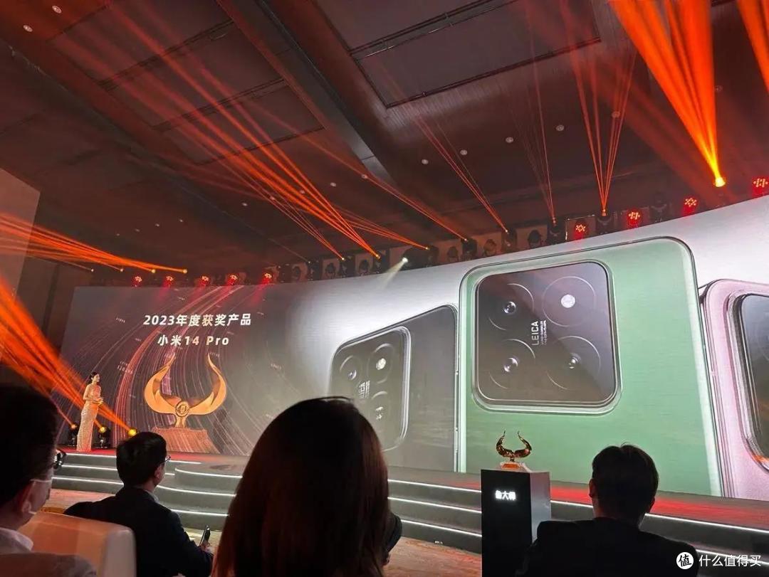 科技粉不容错过!华硕 NVIDIA GeForce RTX 4090(24GB)爱玛指挥官2023等获奖鲁大师2023牛角尖颁奖盛典