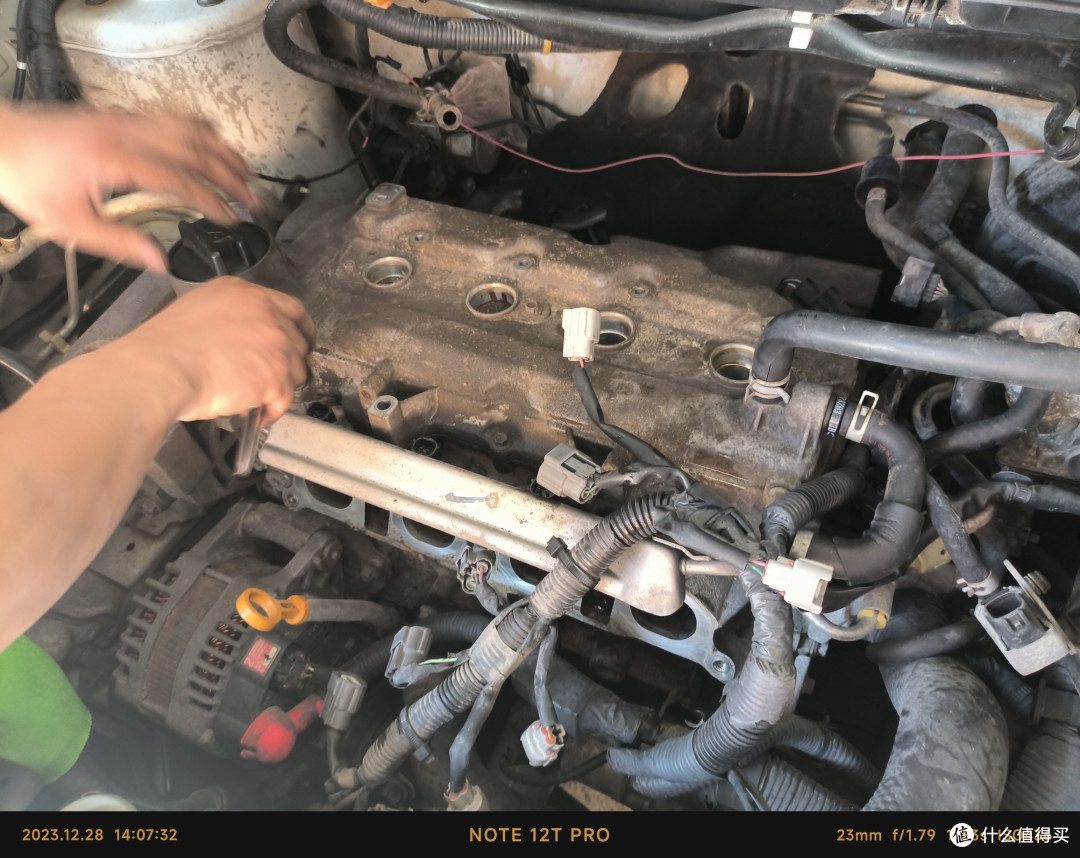 2007款日产骊威1.6自动全能型 242913KM 检修异响和漏油问题!