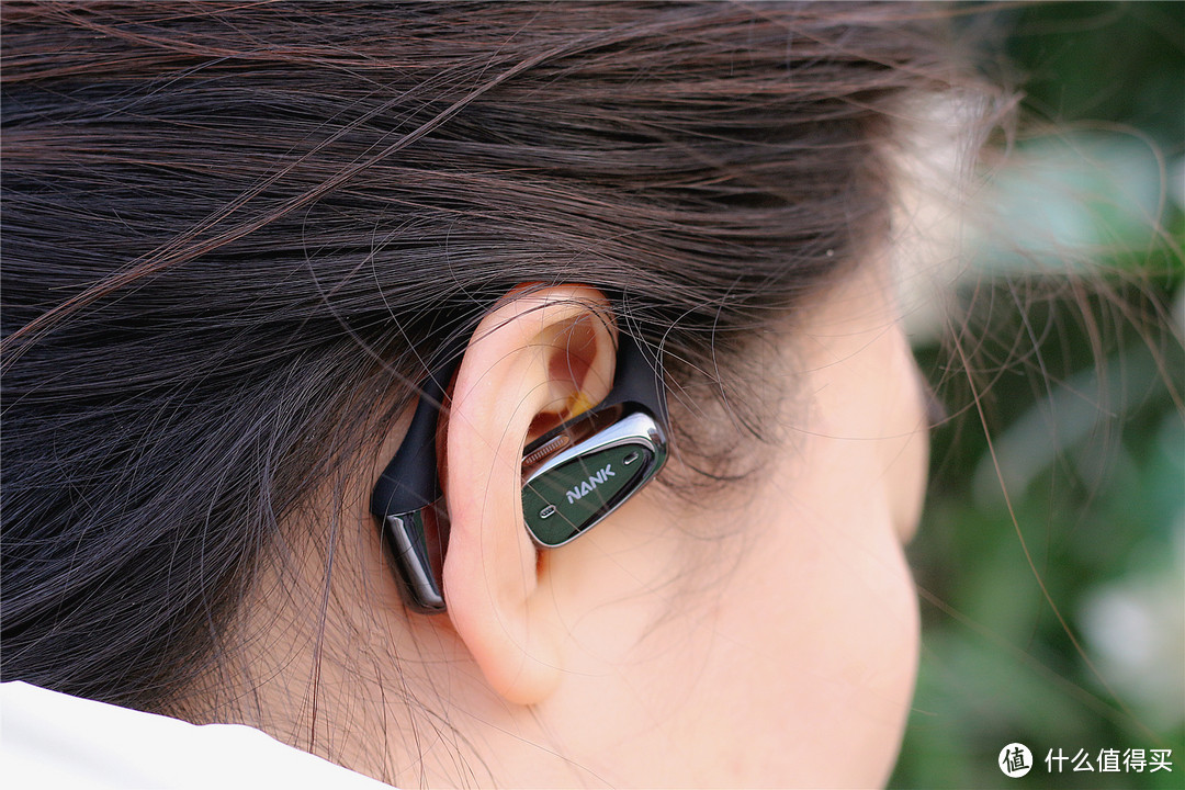 我的开年运动新装备：南卡OE Mix蓝牙5.4开放式耳机 轻盈好听安全舒适