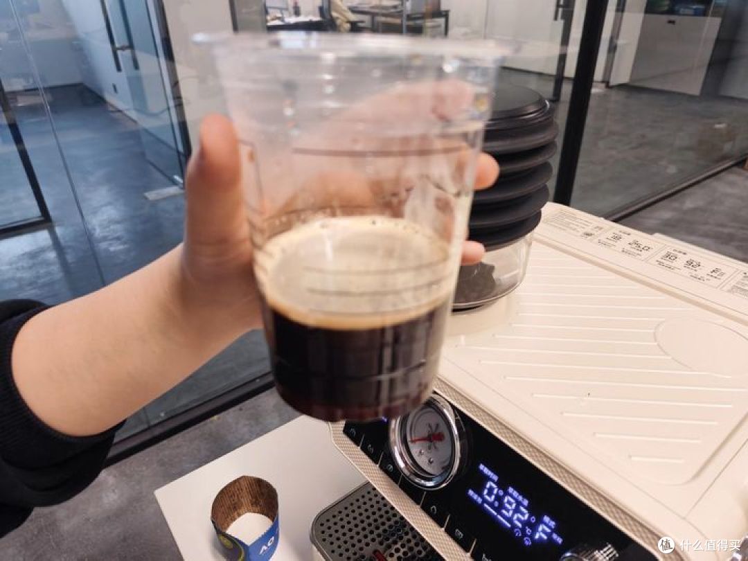 在家也能做高品质咖啡?马克西姆恒意咖啡机实测体验,仪式感拉满