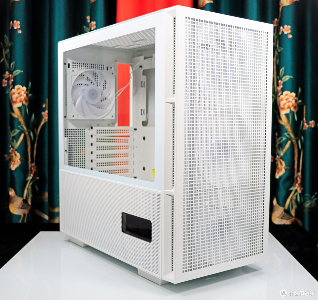 华硕 B760 重炮手 WIFI II 了解一下，它的扩展能力更强，用起来更舒适